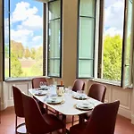 Apartamento Luxury With Large Terrace And Jacuzzi Next To Famous Historic Walls Of Lucca