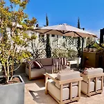 Apartamento Luxury With Large Terrace And Jacuzzi Next To Famous Historic Walls Of